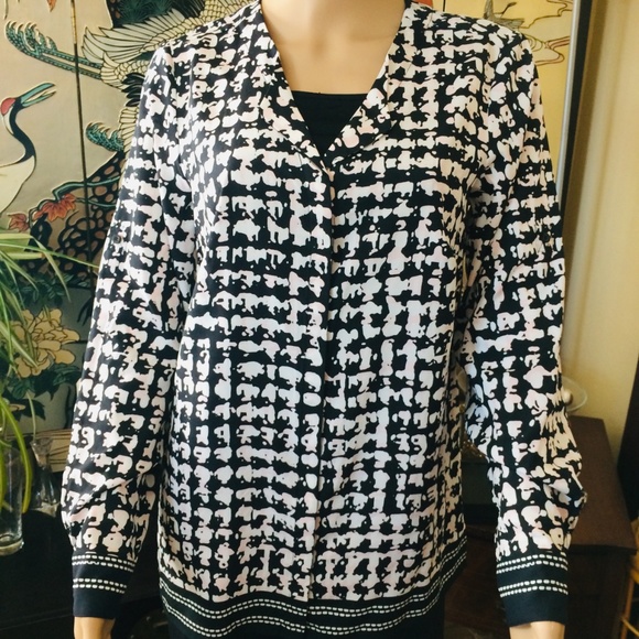 Karl Lagerfeld Blouse, Size Small - Picture 7 of 7